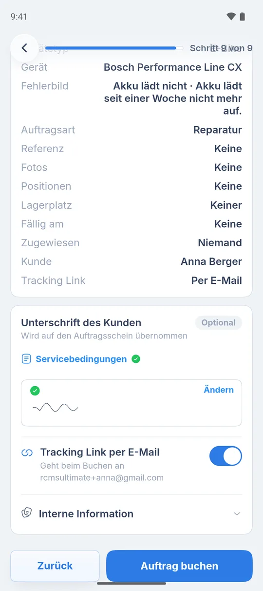 Schritt „Abschluss“ mit Zusammenfassung, „Unterschrift des Kunden“, Link „Servicebedingungen“ mit Haken und „Tracking Link per E-Mail“