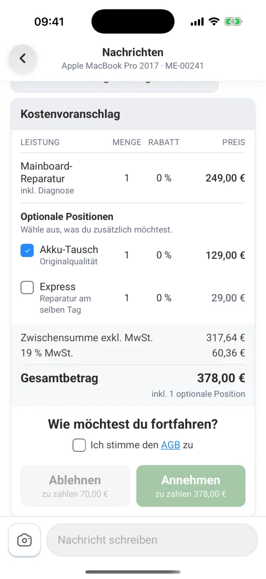 Karte „Kostenvoranschlag“ in der App mit optionalen Positionen, „Ablehnen“ und „Annehmen“